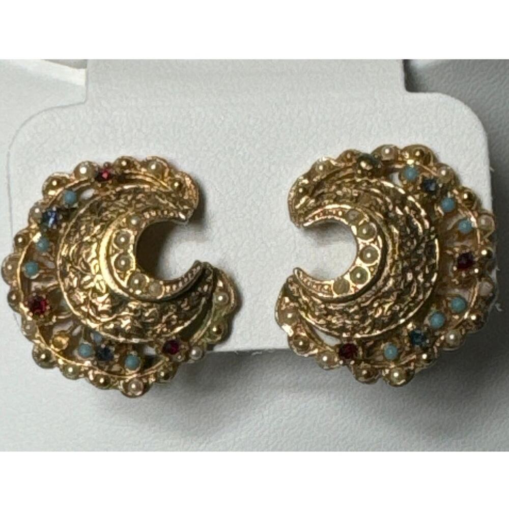Vintage mid century Crown Brooch & clip on earrings by the Art Jewelry Company - Picture 5 of 13